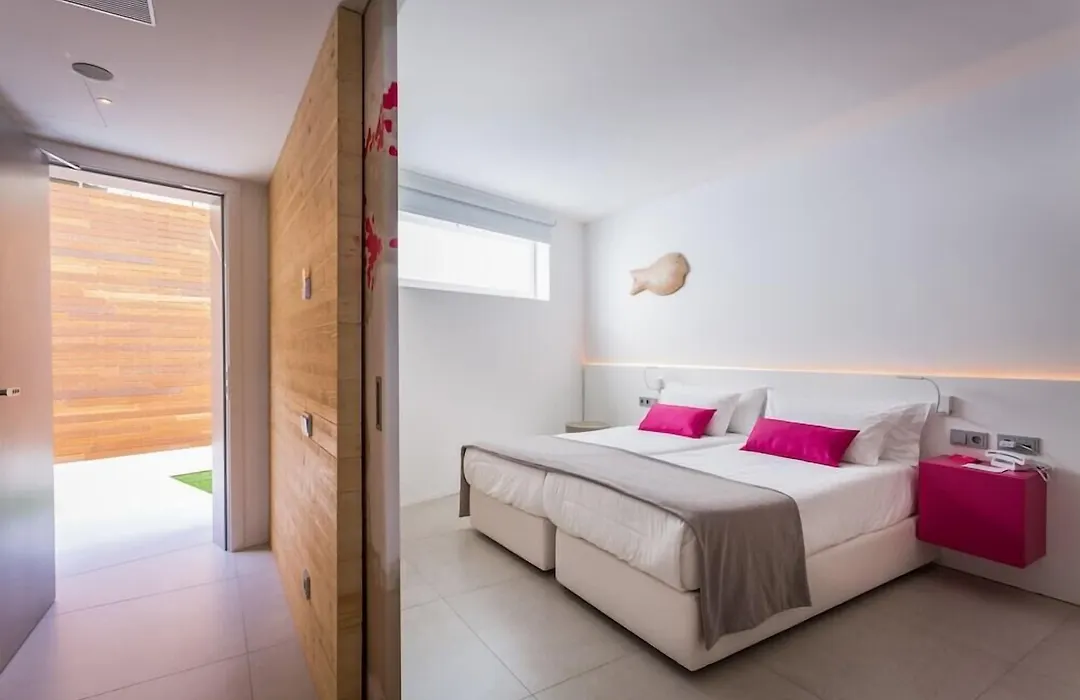 One Ibiza Suites-1